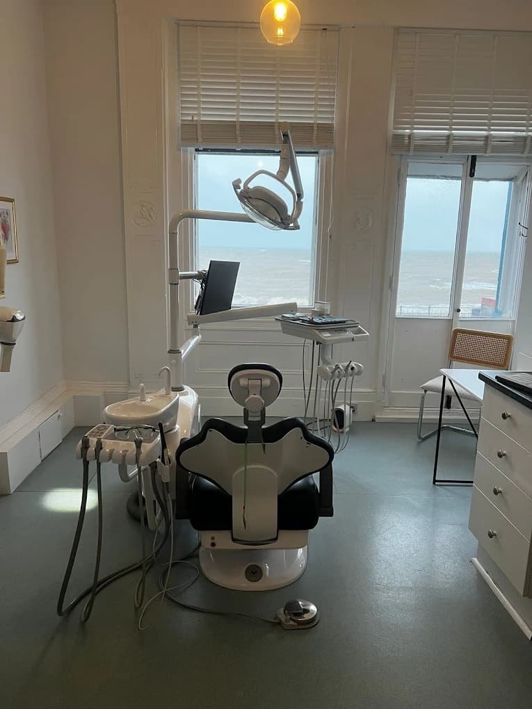 A.G.Smiles (Previously The Carlisle Parade Dental Practice)