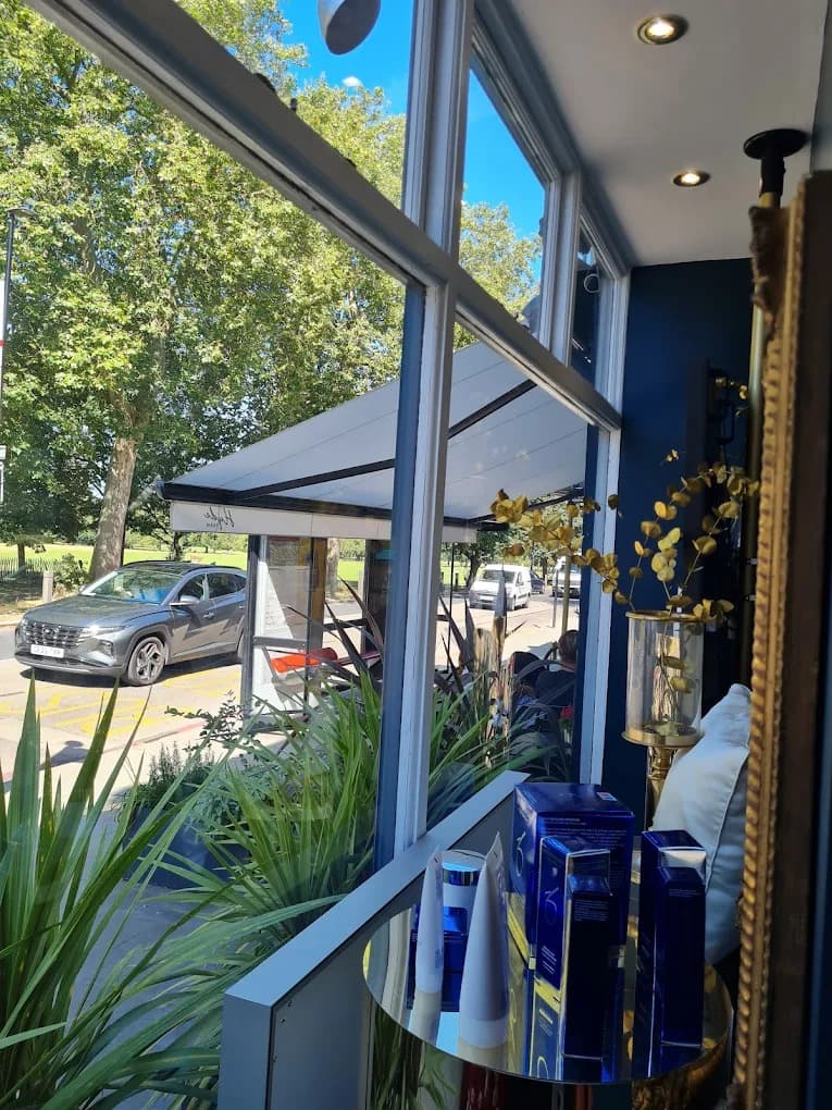Melissa Coupe Luxury Wellbeing Clinic