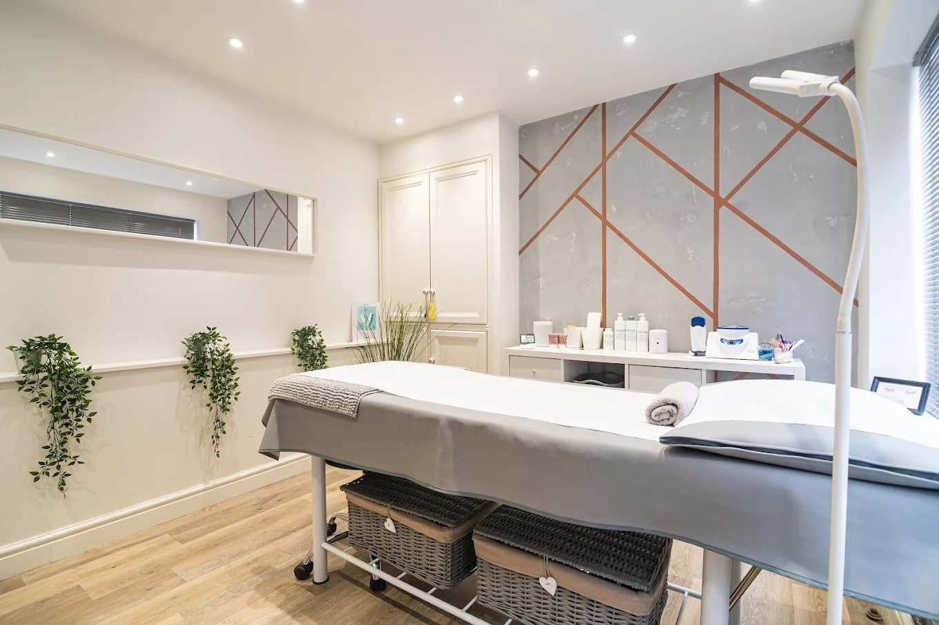 Scott & Co. Skin & Beauty