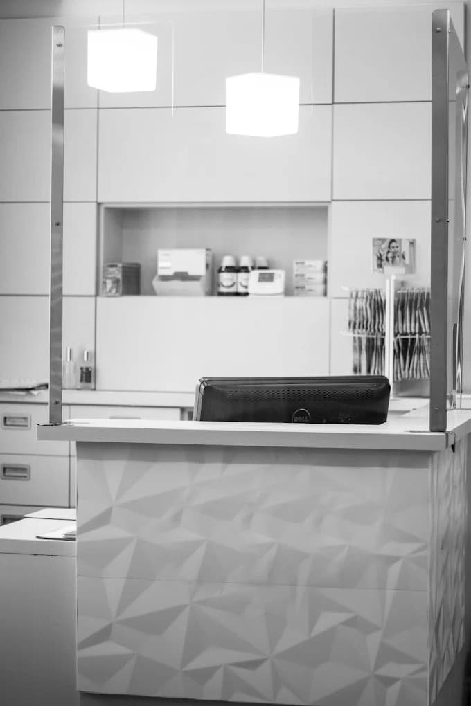 Ringway Dental - Cosmetic and Implant Dentistry- Manchester