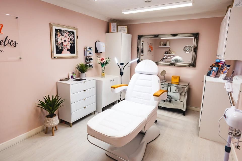 M & M Aesthetics & Skin Care