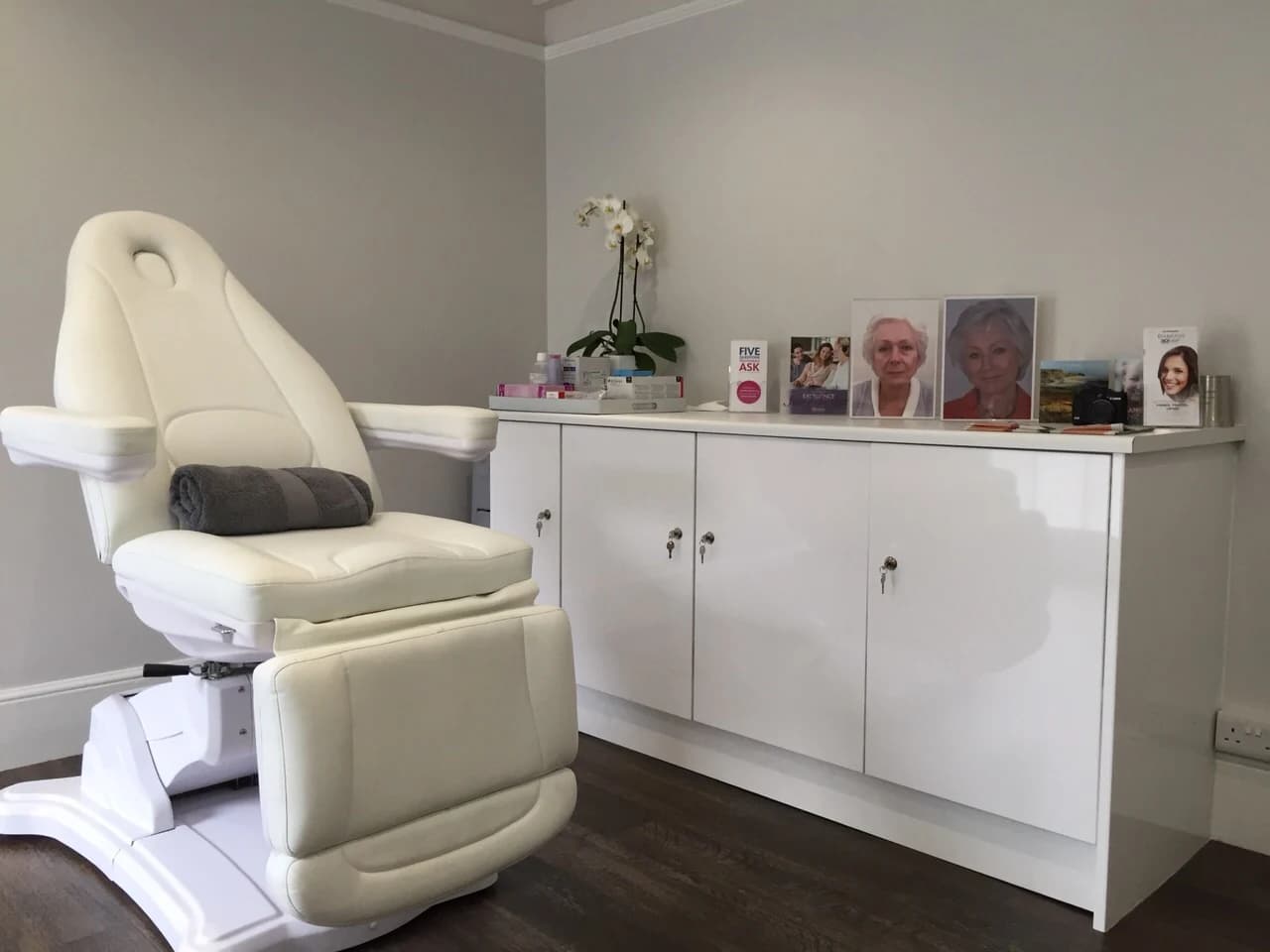 S-Thetics Clinic