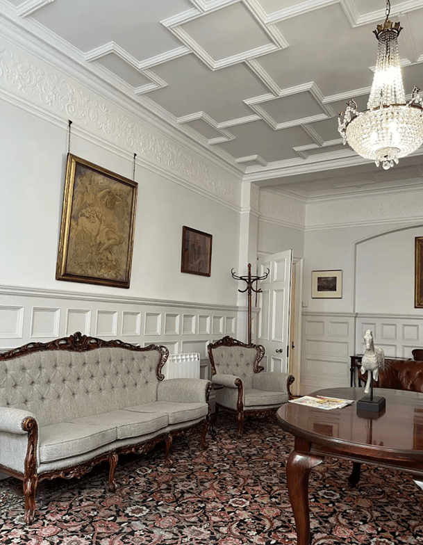 Dr Yusra Clinic London