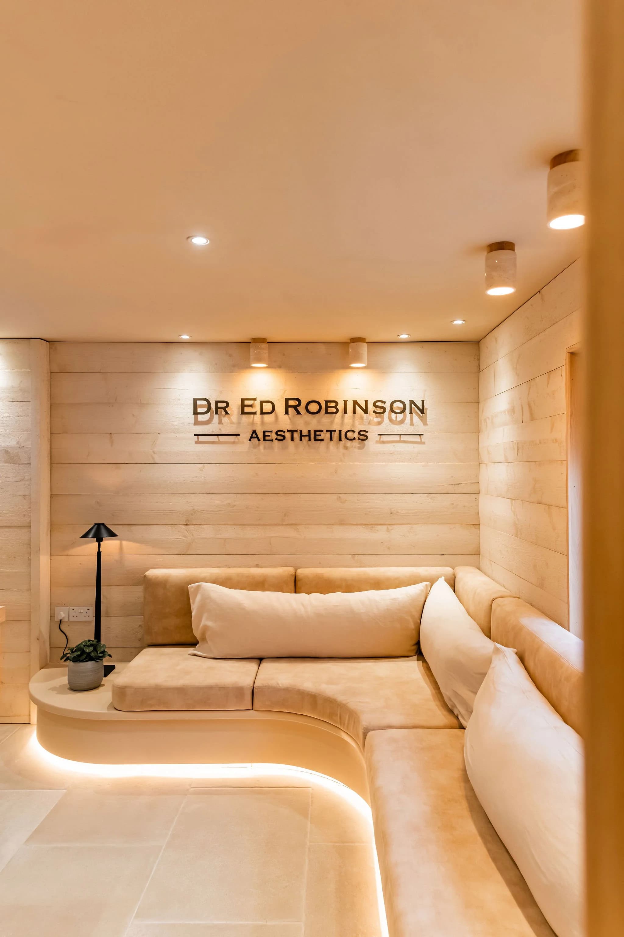 Dr Ed Robinson Aesthetics
