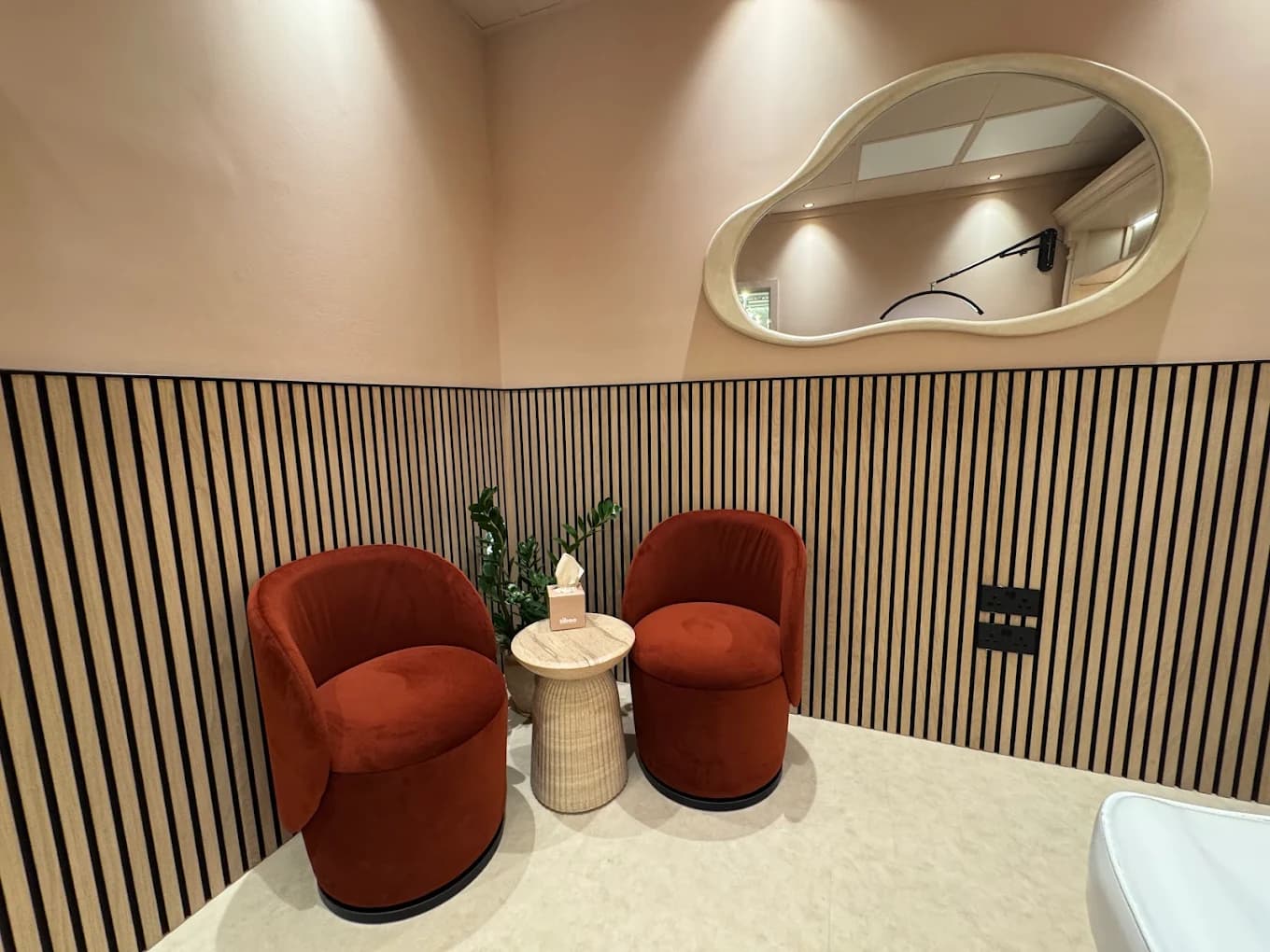 TWEAK Facial Aesthetics - Hatch End