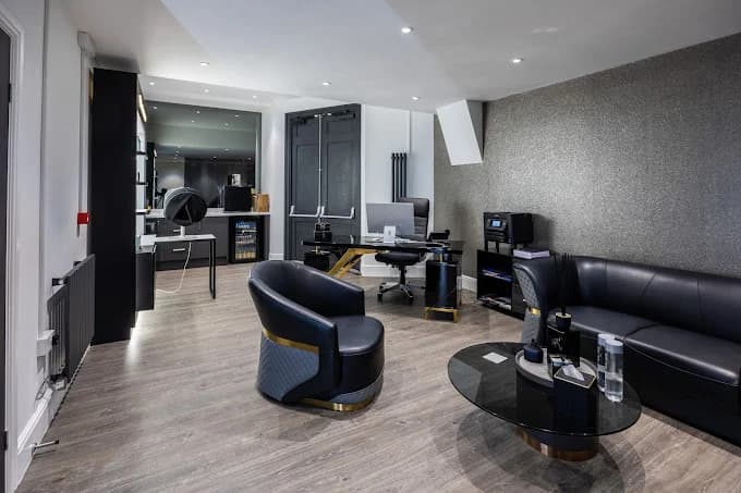 Cosmetic Surgery of The Royal Liver Building