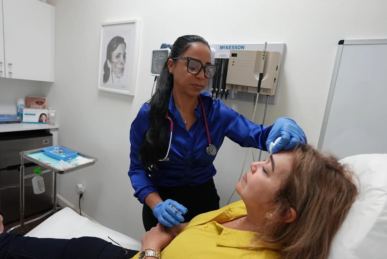 Paradise Medical Center Dermatology Clinic