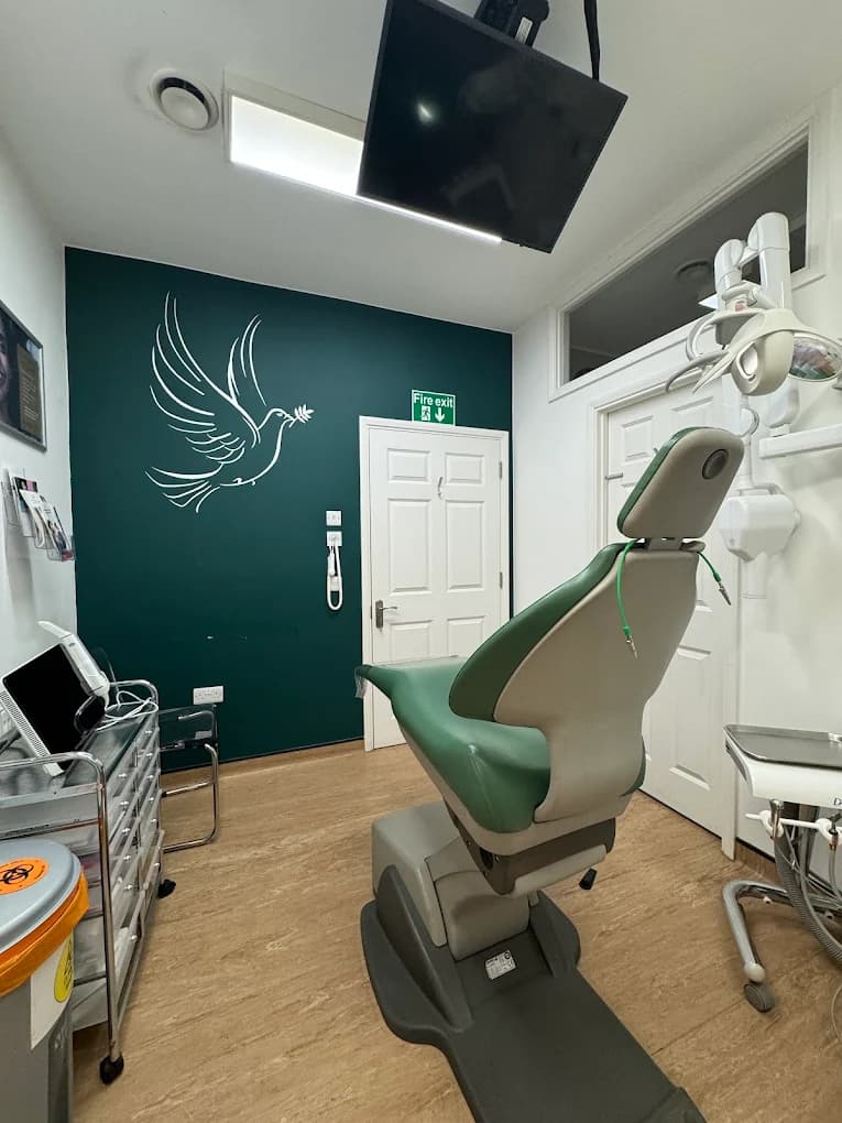 Dove Dental & Wellbeing Spa | Dentist Earlsfield