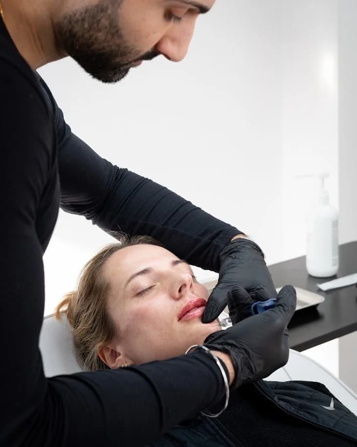 UKALM Health - Wellness & Aesthetics