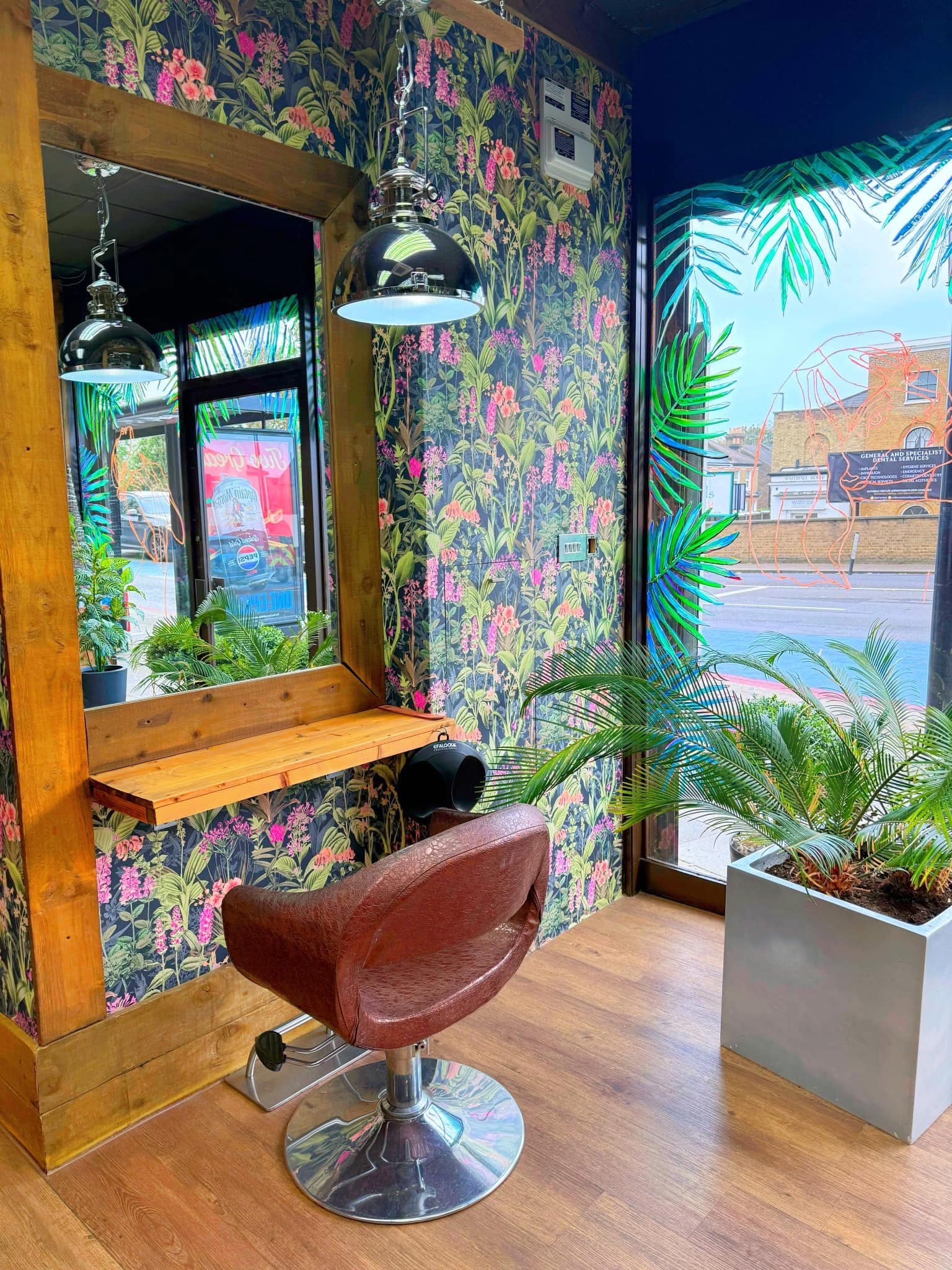 Head Hunters Beauty Salon