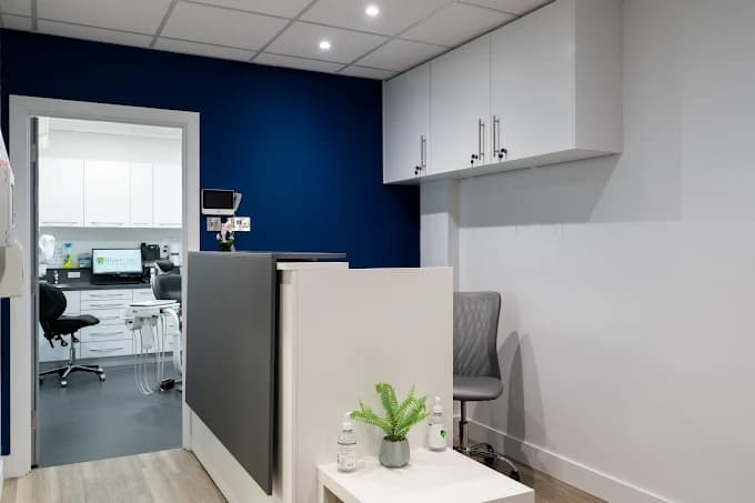 River Lawn Dental & Implant Centre - Tonbridge