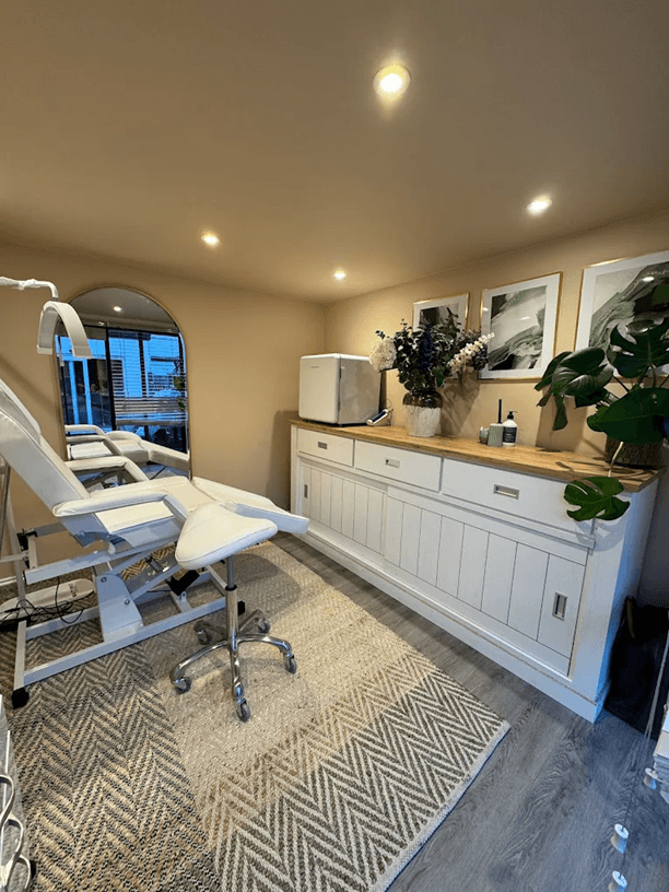 Dr Magenta Merrony Aesthetics and Skin Clinic