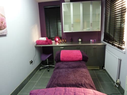 Defy Time Cosmetic Clinic