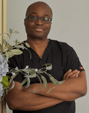 Dr Chiké (Chikeziri) Emeagi