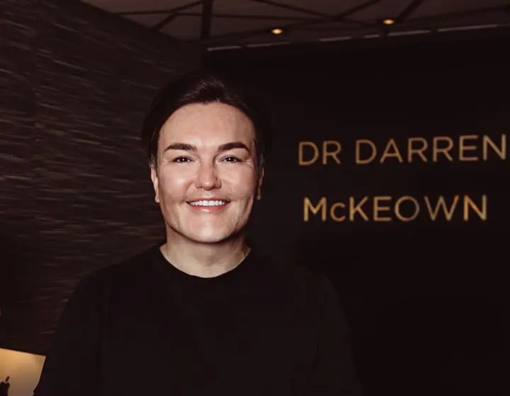 Dr Darren McKeown