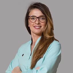 Dr Karolina Wolowiec