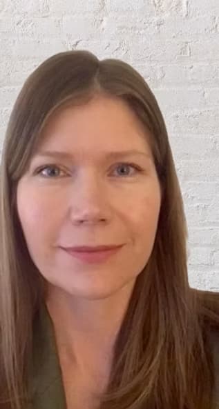 Dr Camila Nederstrom