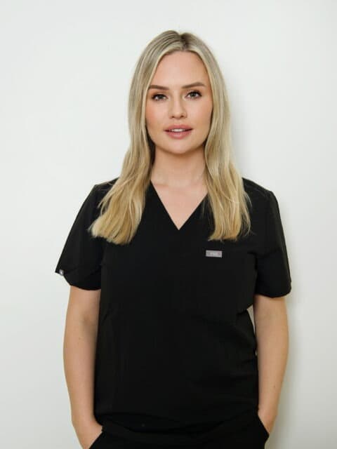 Kelly Johnson (Lead Skin & Laser Specialist)