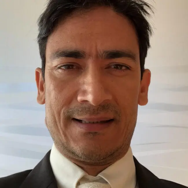 Dr Sukhwinder (Sukhy) Randhawa