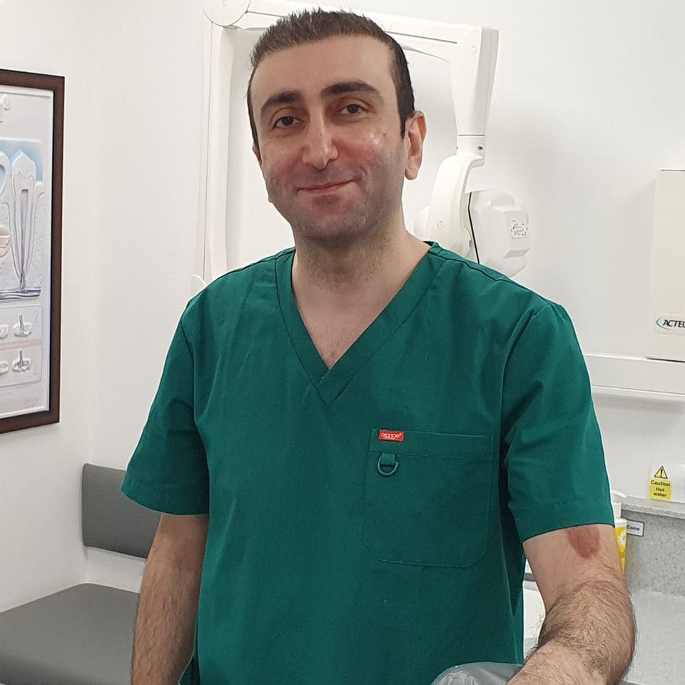 Dr Hossein Delgosha