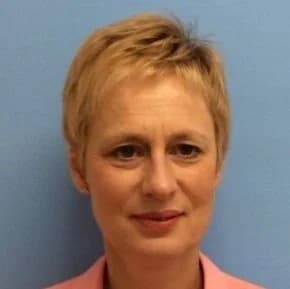 Dr Bernadette Conlan