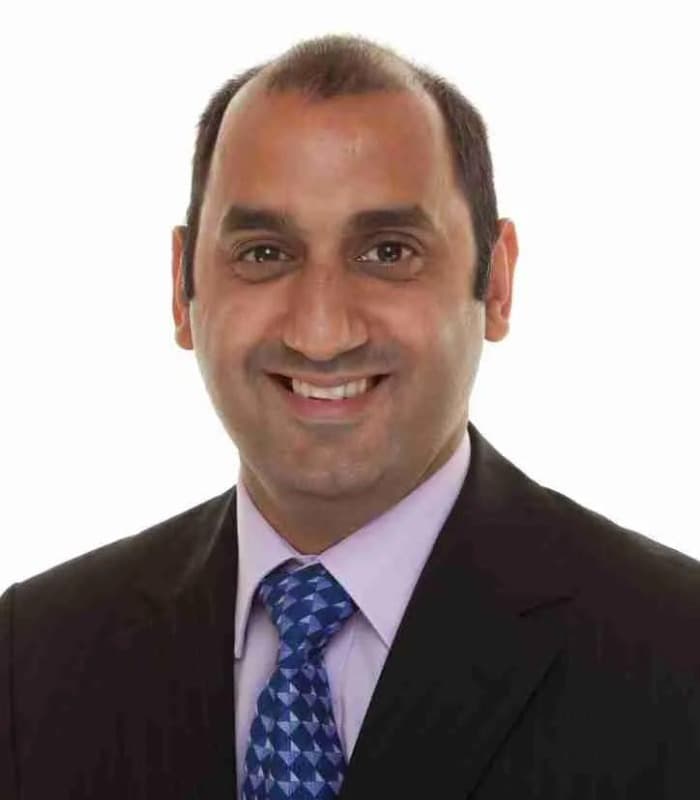 Dr Neil Kapoor