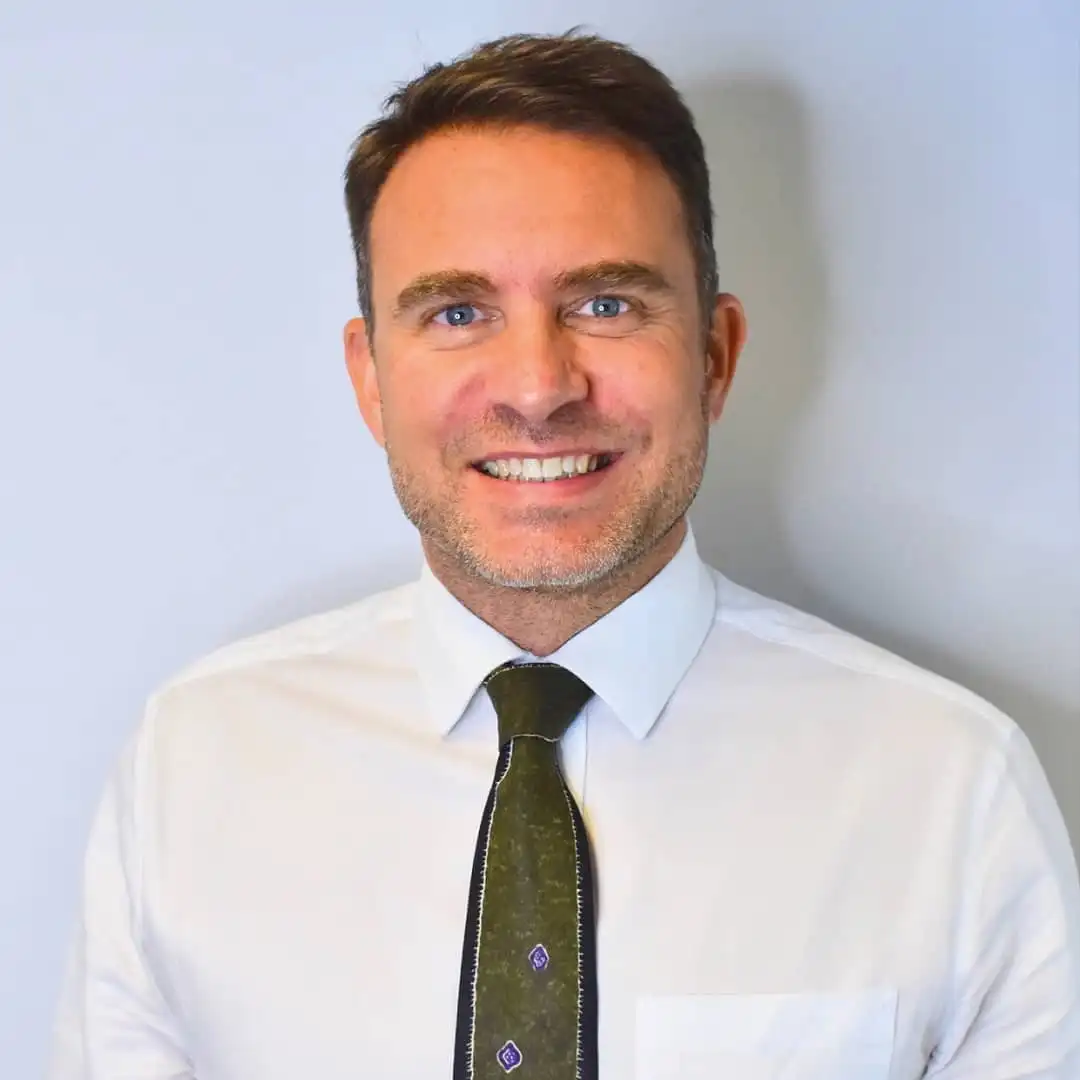 Dr André Brittain-Dissont