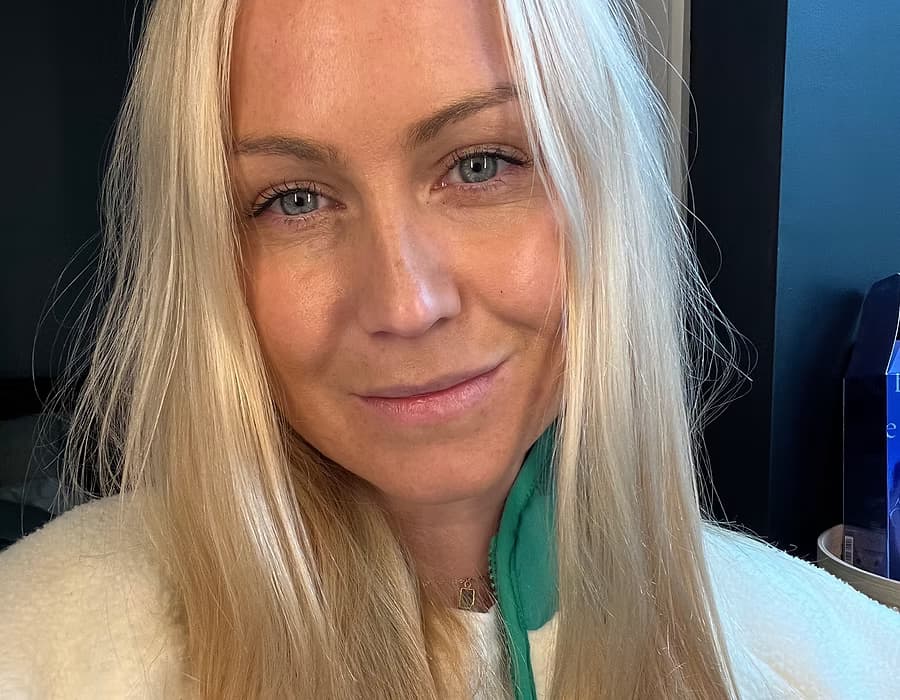 Dr Victoria Emma White