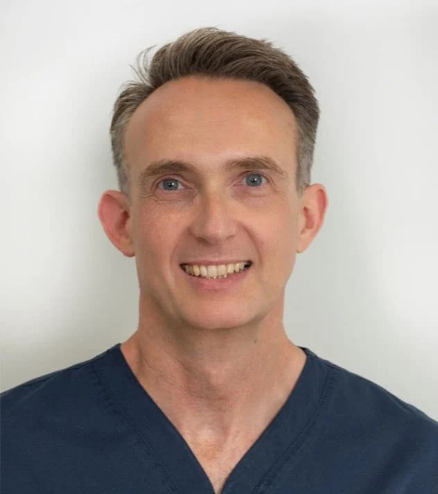 Dr Paul Ian Bailey Baines