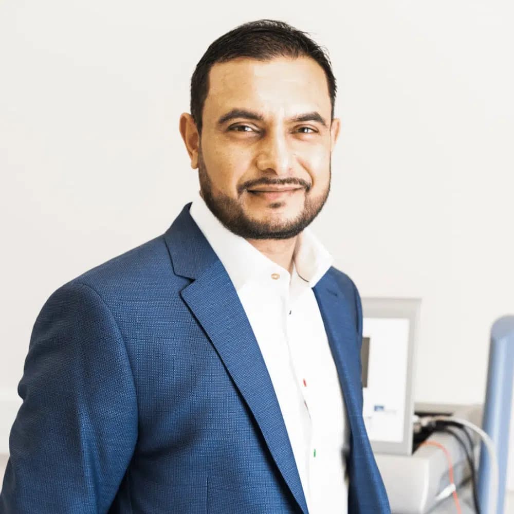 Dr Rajeev (Raj) Aggarwal