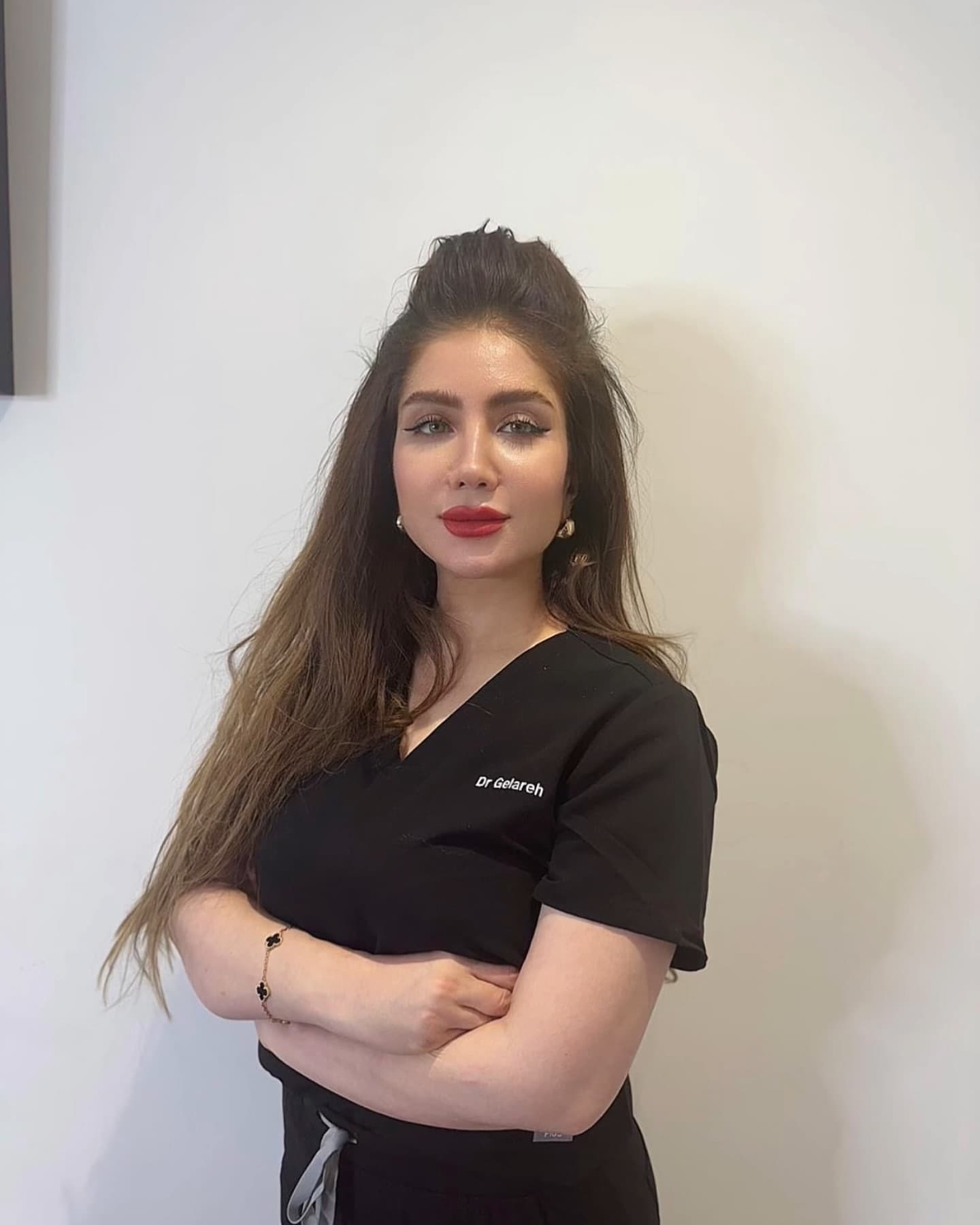 Dr Gelareh Malekniazi