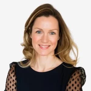 Dr Nicki Bystrzonowski