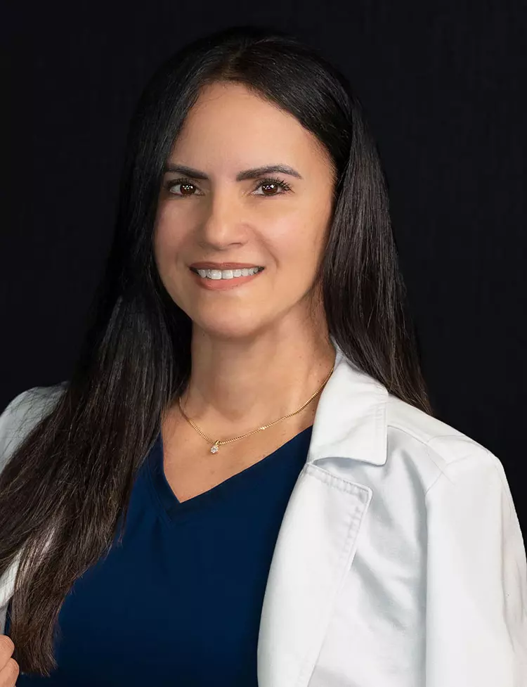 Sandra Hernández, APRN